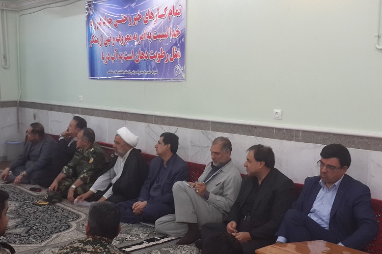 تصاویری از نشست اخلاق و تفسیر قرآن در زاهدان