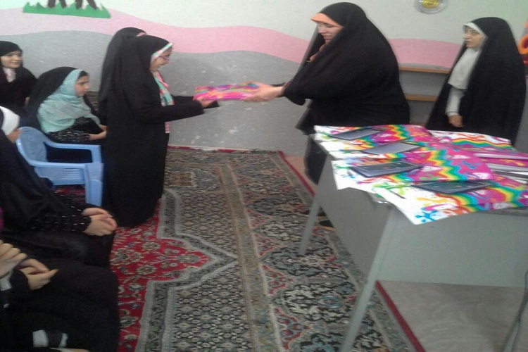 روزه اولی‌های جامعة‌القرآن‌الکریم زنجان تجلیل شدند