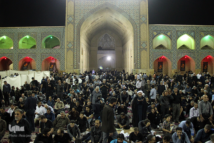 شب شهادت امام علی (ع) و شب قدر در مسجد جامع اصفهان