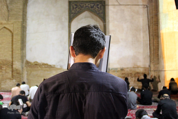 شب شهادت امام علی (ع) و شب قدر در مسجد جامع اصفهان