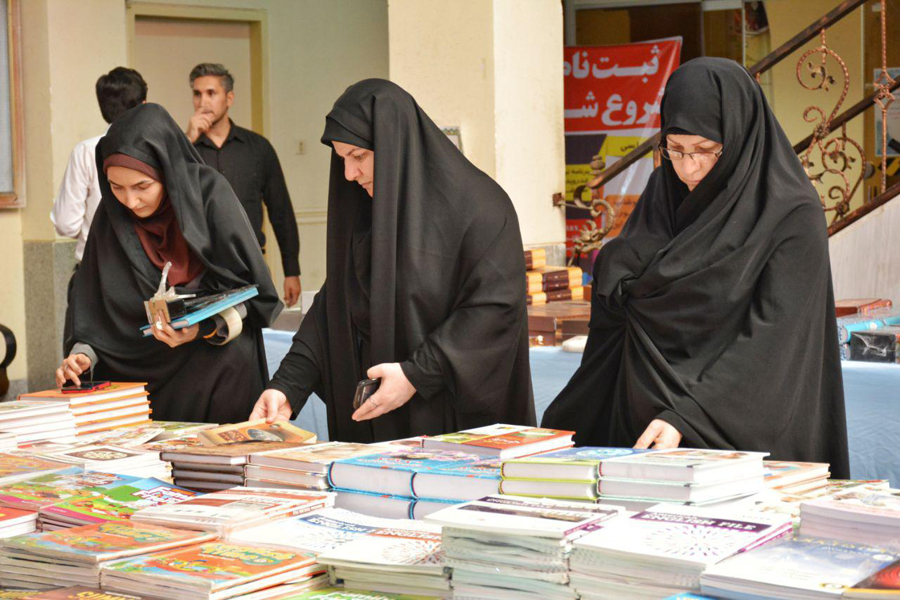 گزارش تصویری نمایشگاه علوم قرآنی لرستان
