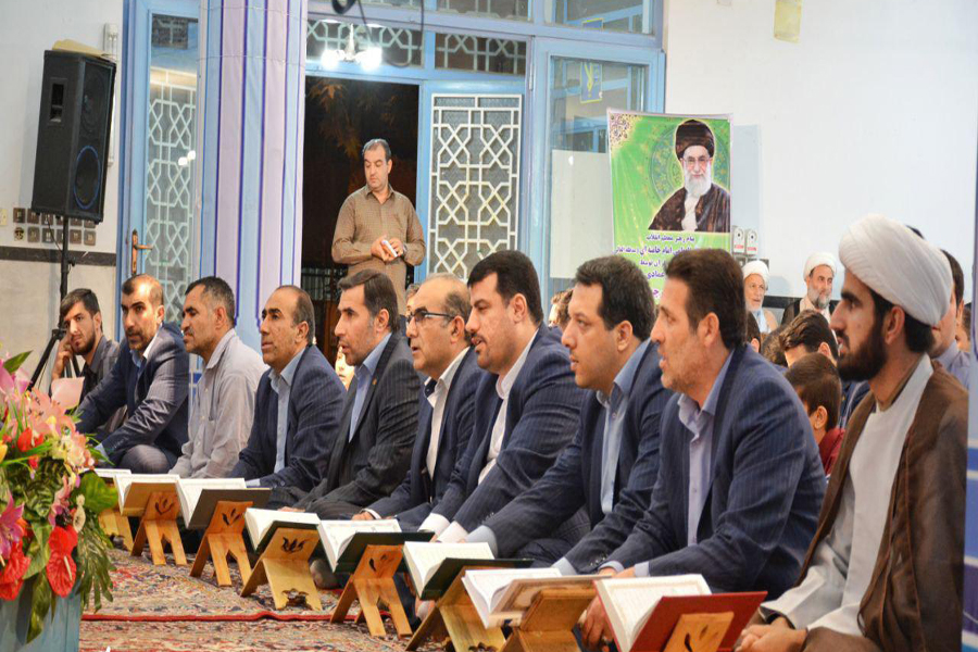 گزارش تصویری برنامه تفسیر قرآن مسجد بعثت خرم‌آباد