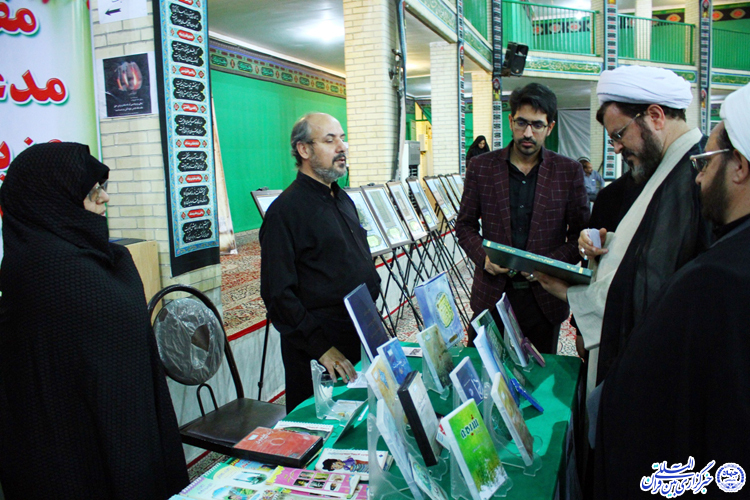 گزارش تصویری/بازدید مدیرکل اوقاف و امورخیریه استان از «نمایشگاه قرآن»