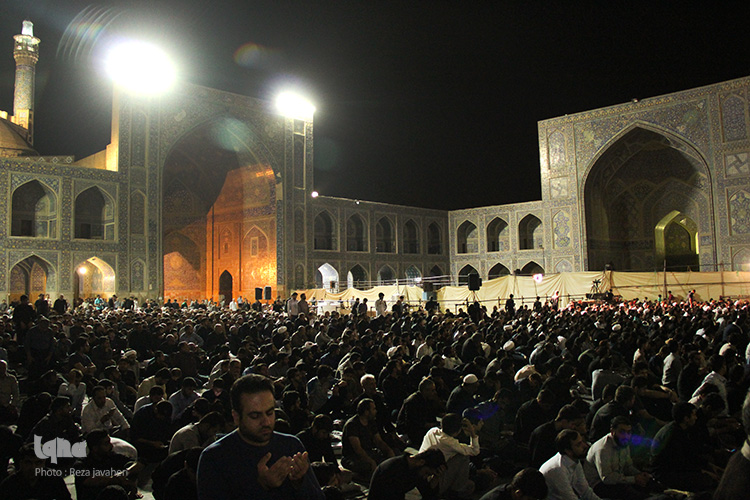 شب بیست وسوم وشب سوم قدر در مسجد امام میدان نقش جهان