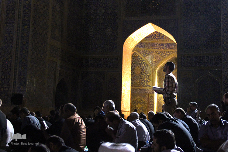 شب بیست وسوم وشب سوم قدر در مسجد امام میدان نقش جهان