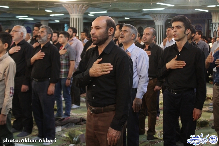گزارش ایکنا از احیاء شب بیست و سوم ماه رمضان در مصلای شهرکرد