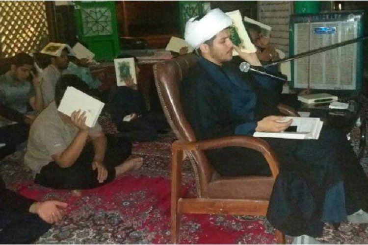 تصاویری از احیای شب قدر در زاهدان