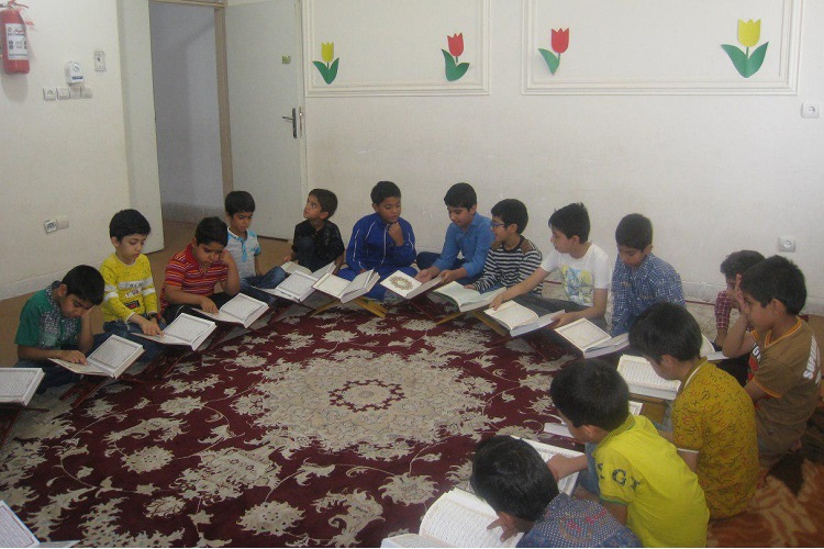 برگزاری دوره‌های قرائت و حفظ قرآن در زاهدان