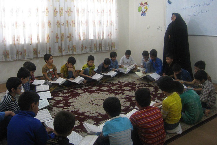 برگزاری دوره‌های قرائت و حفظ قرآن در زاهدان