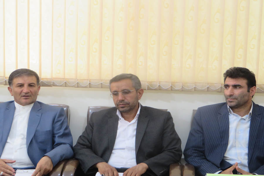 دیدار منتخبین شورای شهر خرم‌آباد با نماینده ولی‌فقیه در لرستان