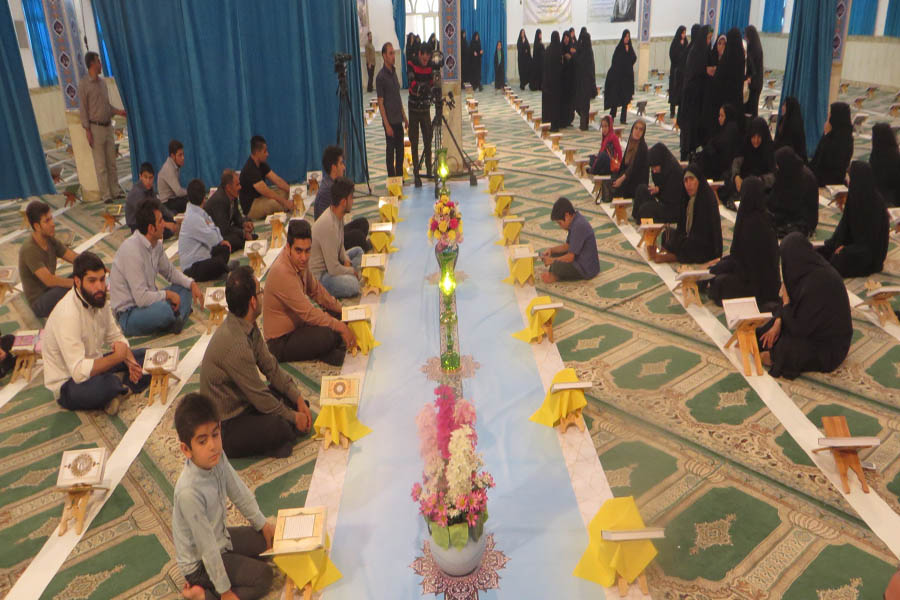 گزارش تصویری جمع‌خوانی قرآن‌ در حسینیه ثارالله خرم‌آباد