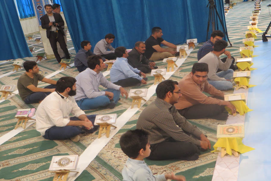 گزارش تصویری جمع‌خوانی قرآن‌ در حسینیه ثارالله خرم‌آباد