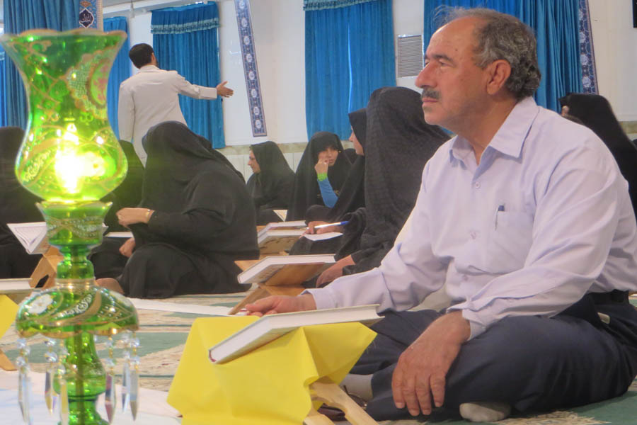 گزارش تصویری جمع‌خوانی قرآن‌ در حسینیه ثارالله خرم‌آباد