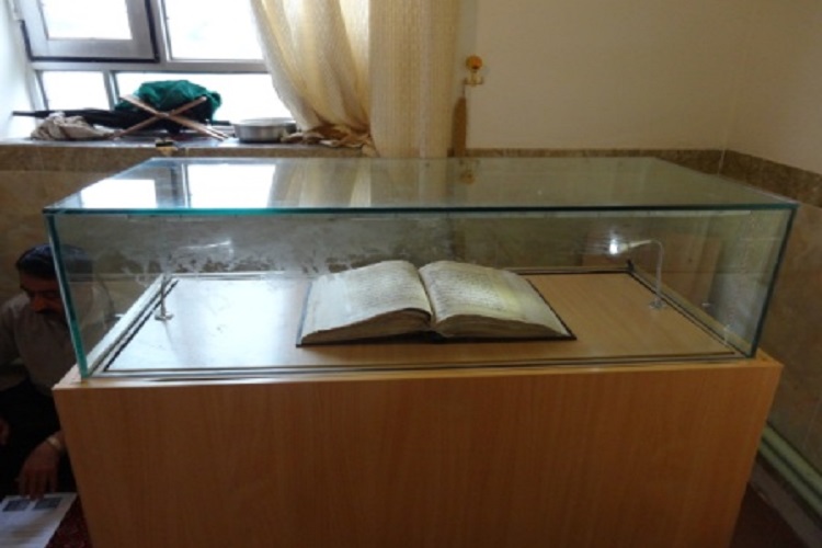 قرآن تاریخی شوی؛ یادگار عهد زندیه قرآن تاریخی شوی؛ یادگار عهد زندیه