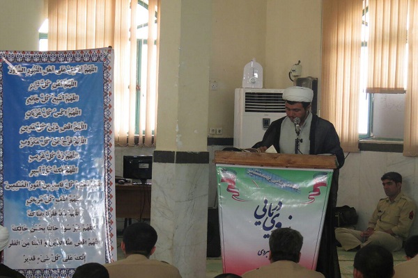 محفل انس با قرآن در پایگاه دریایی خرمشهر برگزار شد محفل انس با قرآن در پایگاه دریایی خرمشهر برگزار شد