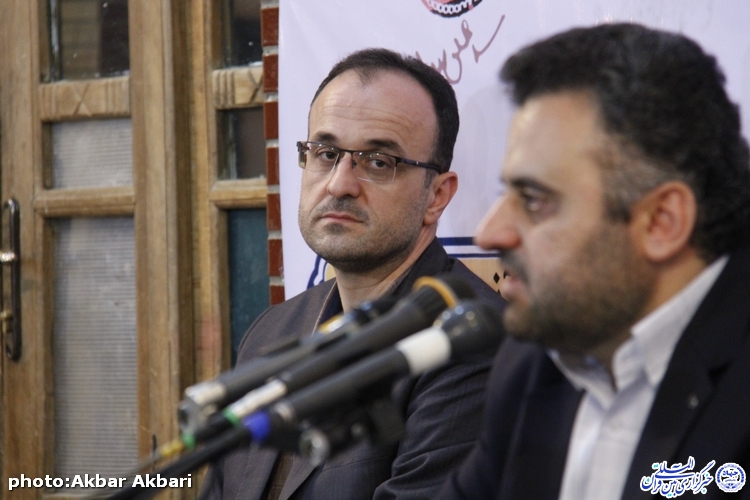 محفل انس با قرآن در سورشجان/گزارش تصویری