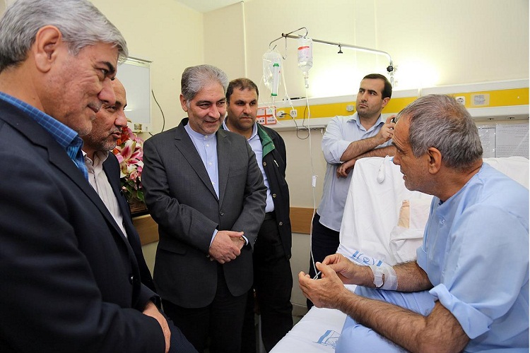 عیادت استاندار آذربایجانشرقی از نائب رئیس مجلس شورای اسلامی عیادت استاندار آذربایجانشرقی از نائب رئیس مجلس شورای اسلامی