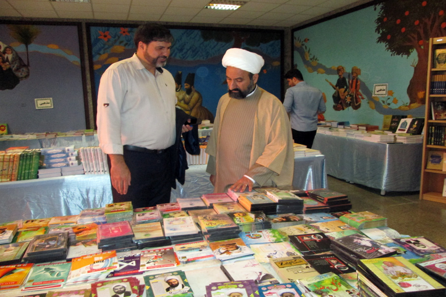 گزارش تصویری سومین نمایشگاه کتاب علوم قرآنی لرستان