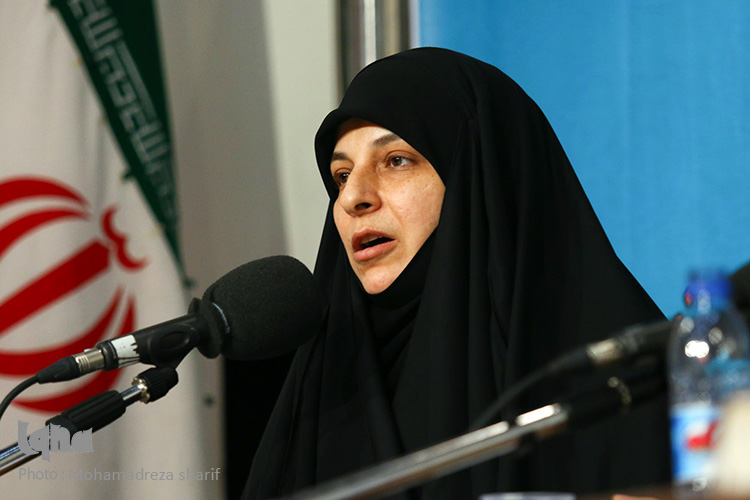 بزرگداشت بانو امین در اصفهان با حضور فرهیختگان اسلامی برگزار شد