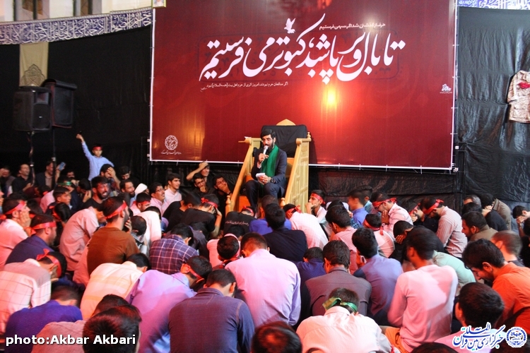 اجتماع مدافعان حرم در مسجدالرضا شهرکرد