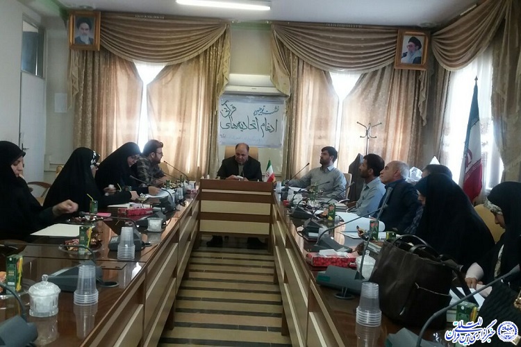 نشست توجیهی ادغام اتحادیه‌های قرآن کرمانشاه
