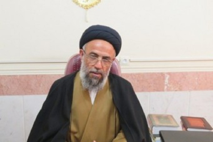 حوزه‌های علمیه با خانه‌های قرآنی همکاری کنند