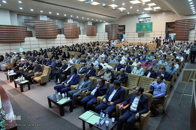 دومین دوره مسابقات قرآن، عترت و نماز فرهنگیان سراسر کشور به کار خود پایان داد.