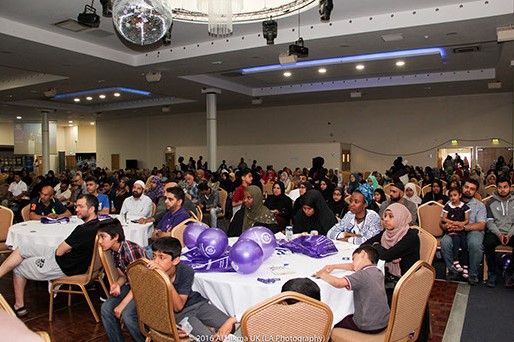 انگلیسی/ گردهمایی سالانه مسلمانان انگلیسی در بیرمنگام