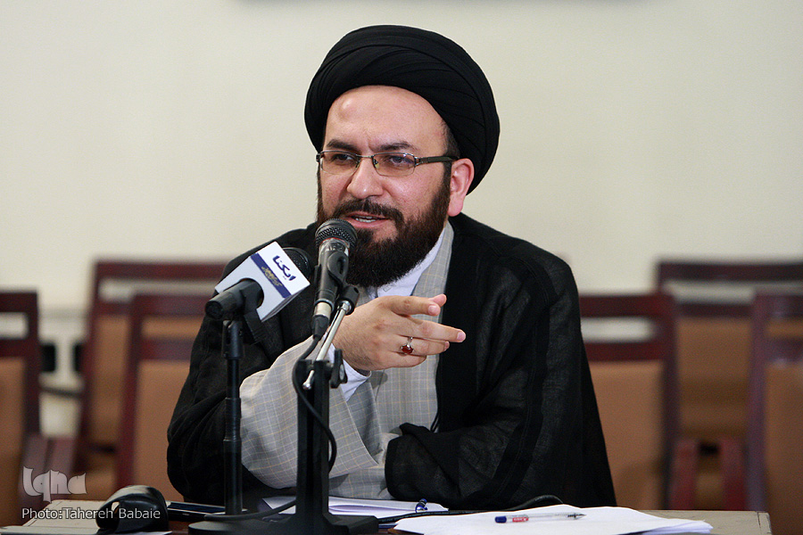 آمادگی کامل ارومیه برای میزبانی مسابقات سراسری قرآن/ تشکیل کمیته توسعه موقوفات قرآنی
