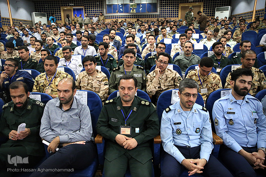 46 درصد از شرکتکنندگان مسابقات نیروهای مسلح حافظ قرآن بودند 46 درصد از شرکتکنندگان مسابقات نیروهای مسلح حافظ قرآن بودند