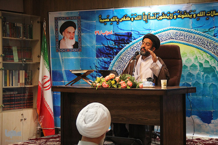 گردهمایی مفسران قرآن کریم