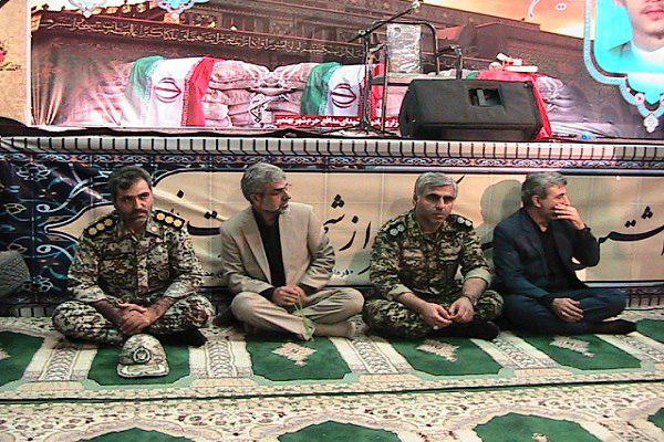 برگزاری اولین سالگرد طلبه شهید مدافع حرم محمد امین کریمیان در بهنمیر+عکس
