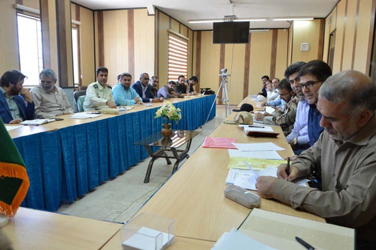 گزارش تصویری جلسه ستاد سیاست‌گذاری یادواره شهدای محله پشت‌بازار خرم‌آباد