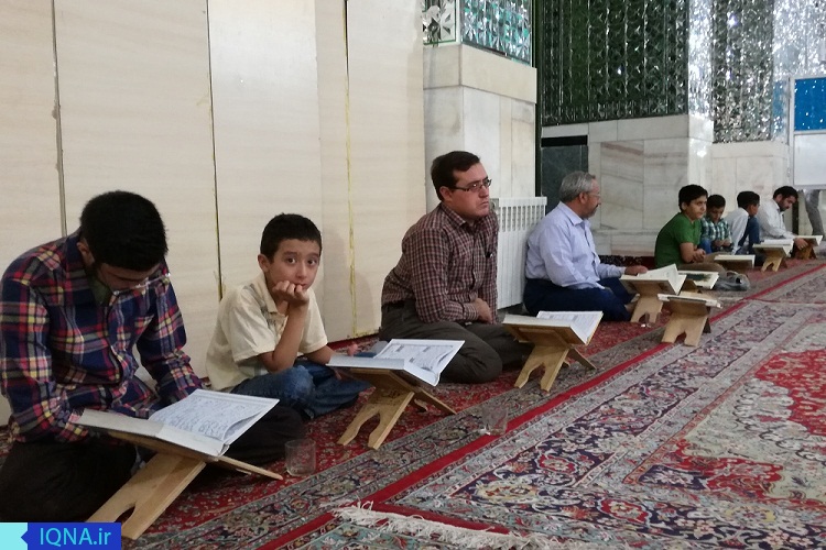 آموزش تخصصی فنون قرائت در جوار امام‌زاده سیدحمزه کاشمر