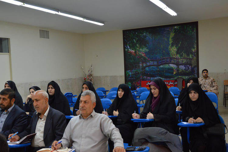 برگزاری کارگاه آموزشی ویژه اساتید درس دفاع مقدس دانشگاه‌های لرستان