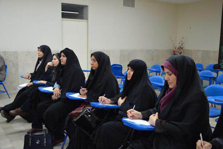 برگزاری کارگاه آموزشی ویژه اساتید درس دفاع مقدس دانشگاه‌های لرستان