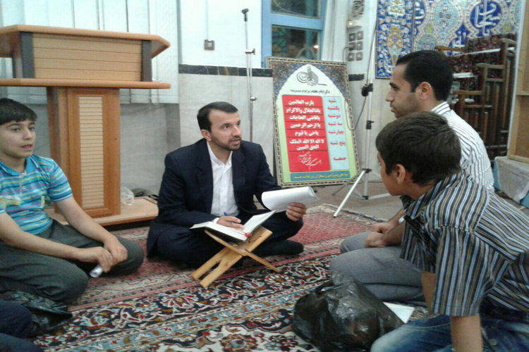 برگزاری آزمون حفظ سوره حدید در خرم‌آباد