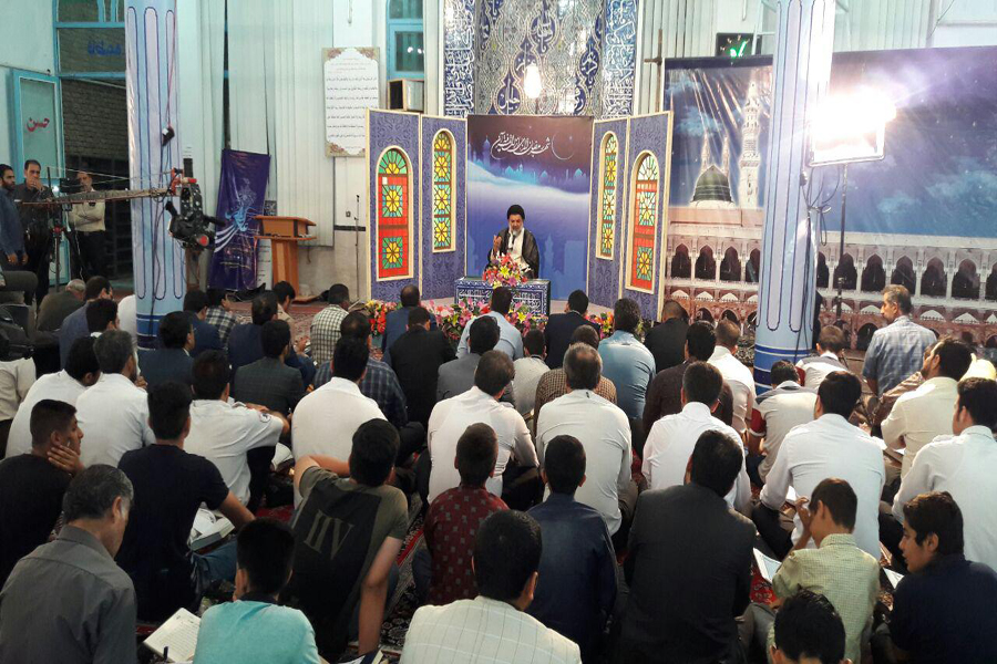 گزارش تصویری برنامه تفسیر قرآن آیت‌الله میرعمادی
