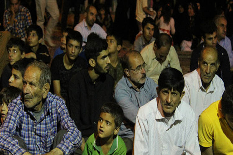 گزارش تصویری استقبال مردم کوهدشت از درب حرمین عسگریین