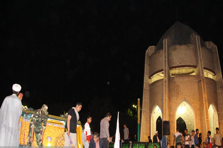 گزارش تصویری استقبال مردم کوهدشت از درب حرمین عسگریین