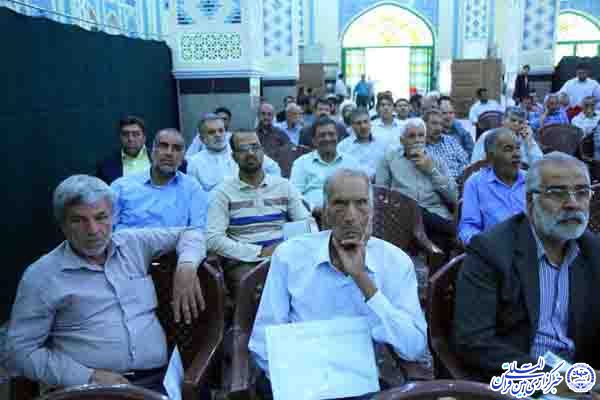 گزارش تصویری/نشست آموزشی هیات امنا و مسئولان امامزادگان یزد