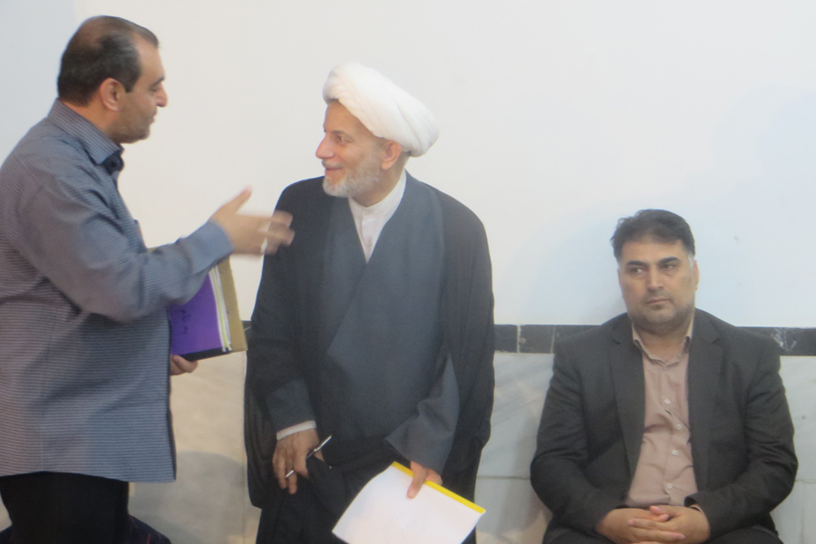 گزارش تصویری اختتامیه برنامه تفسیر قرآن مسجد بعثت خرم‌آباد