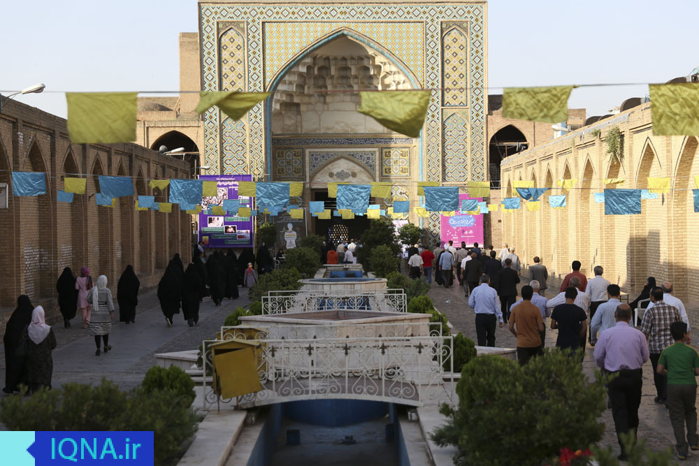 اقامه نماز عید فطر در قزوین
