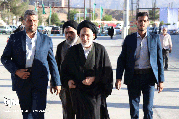 گرامیداشت شهدای هفتم تیر در مزار شهدای باقریه بیرجند