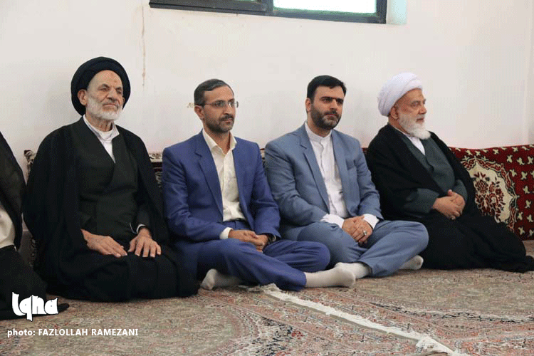 گرامیداشت شهدای هفتم تیر در مزار شهدای باقریه بیرجند