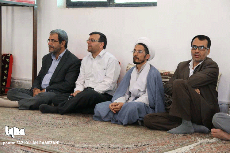 گرامیداشت شهدای هفتم تیر در مزار شهدای باقریه بیرجند
