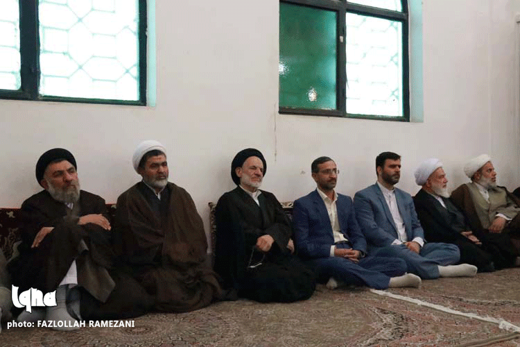 گرامیداشت شهدای هفتم تیر در مزار شهدای باقریه بیرجند
