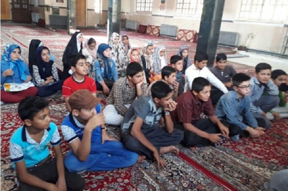 تقویت مبانی دینی جوانان براساس الگو و معیار صحیح اسلامی باشد