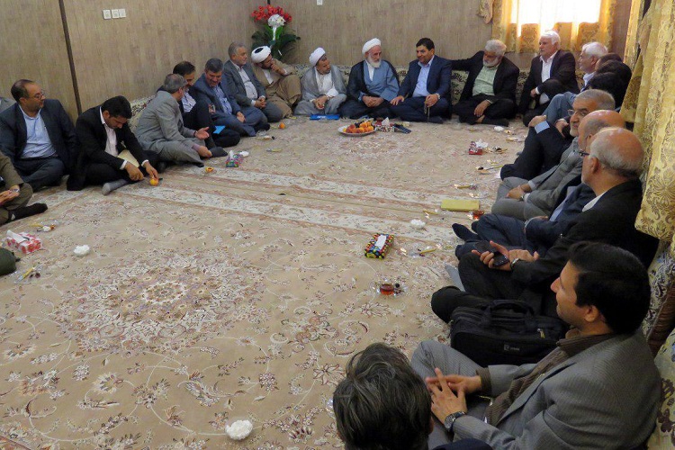 رئیس ستاد اجرایی فرمان حضرت امام(ره) وارد زاهدان شد + عکس