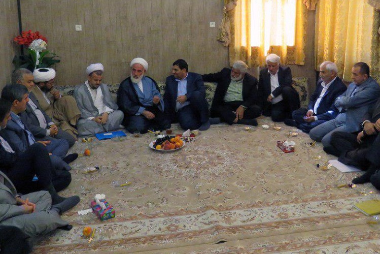 رئیس ستاد اجرایی فرمان حضرت امام(ره) وارد زاهدان شد + عکس